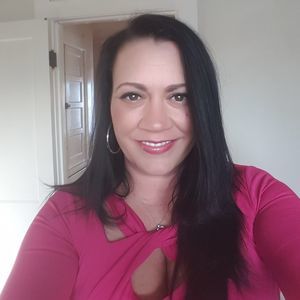 Meet your Posher, Stacy